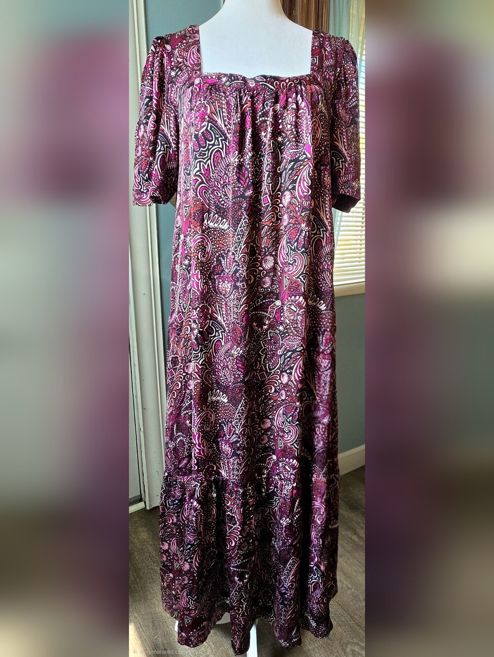 Maeve Anthropologie Lisabetta Tiered Maxi Dress Women's M Purple Paisley Satiny